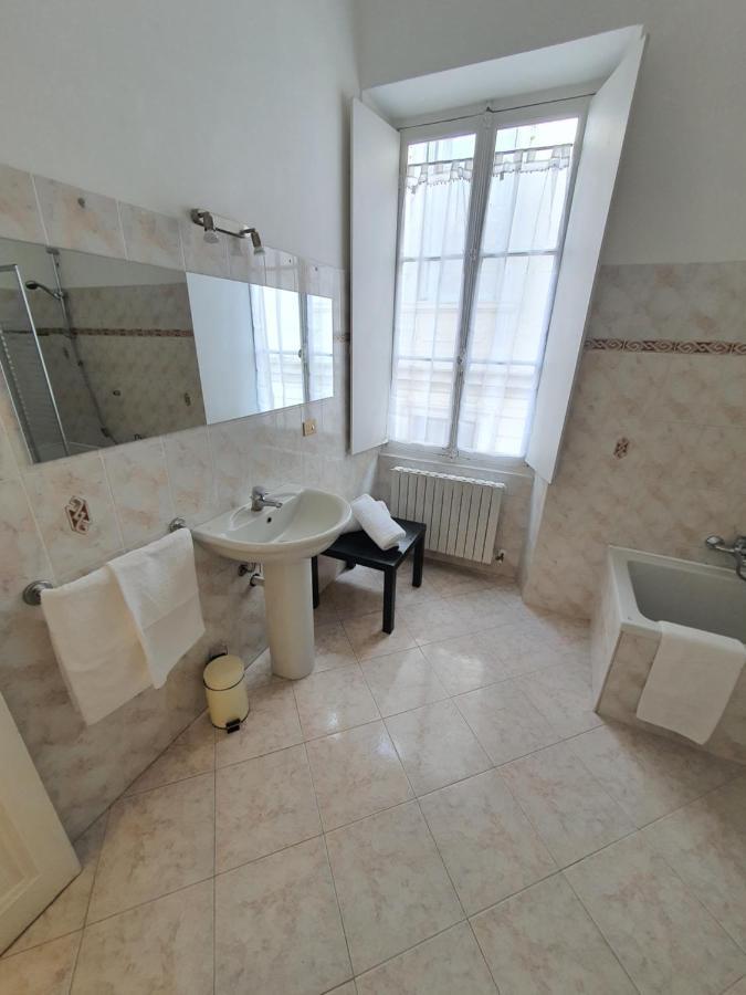Villa Arcobaleno Rondo Garibaldi Сан Ремо Екстериор снимка