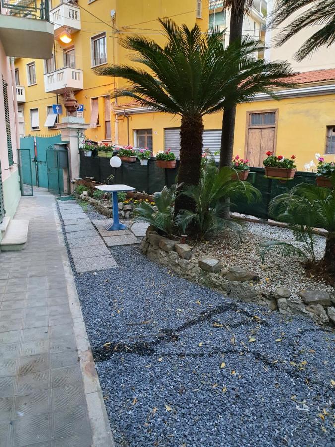 Villa Arcobaleno Rondo Garibaldi Сан Ремо Екстериор снимка